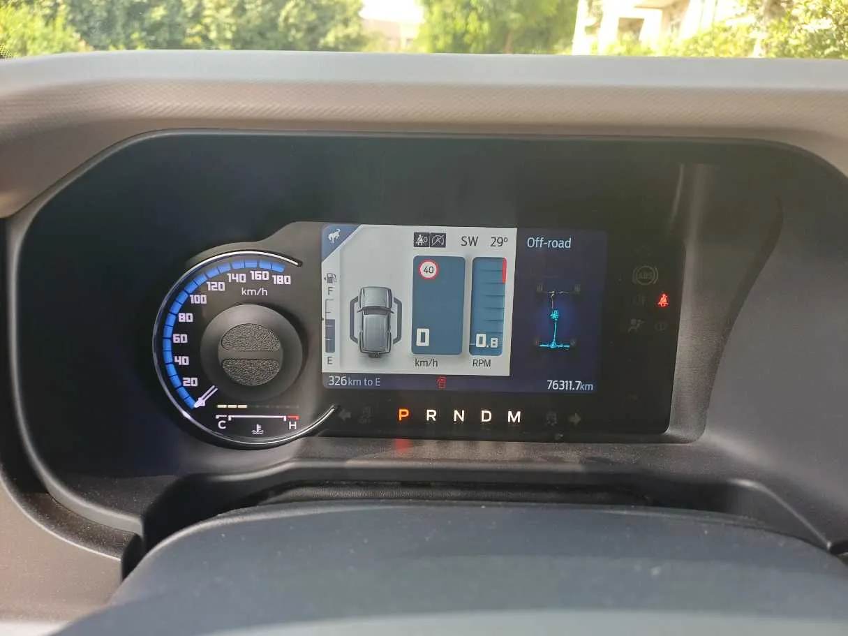 Car image 23