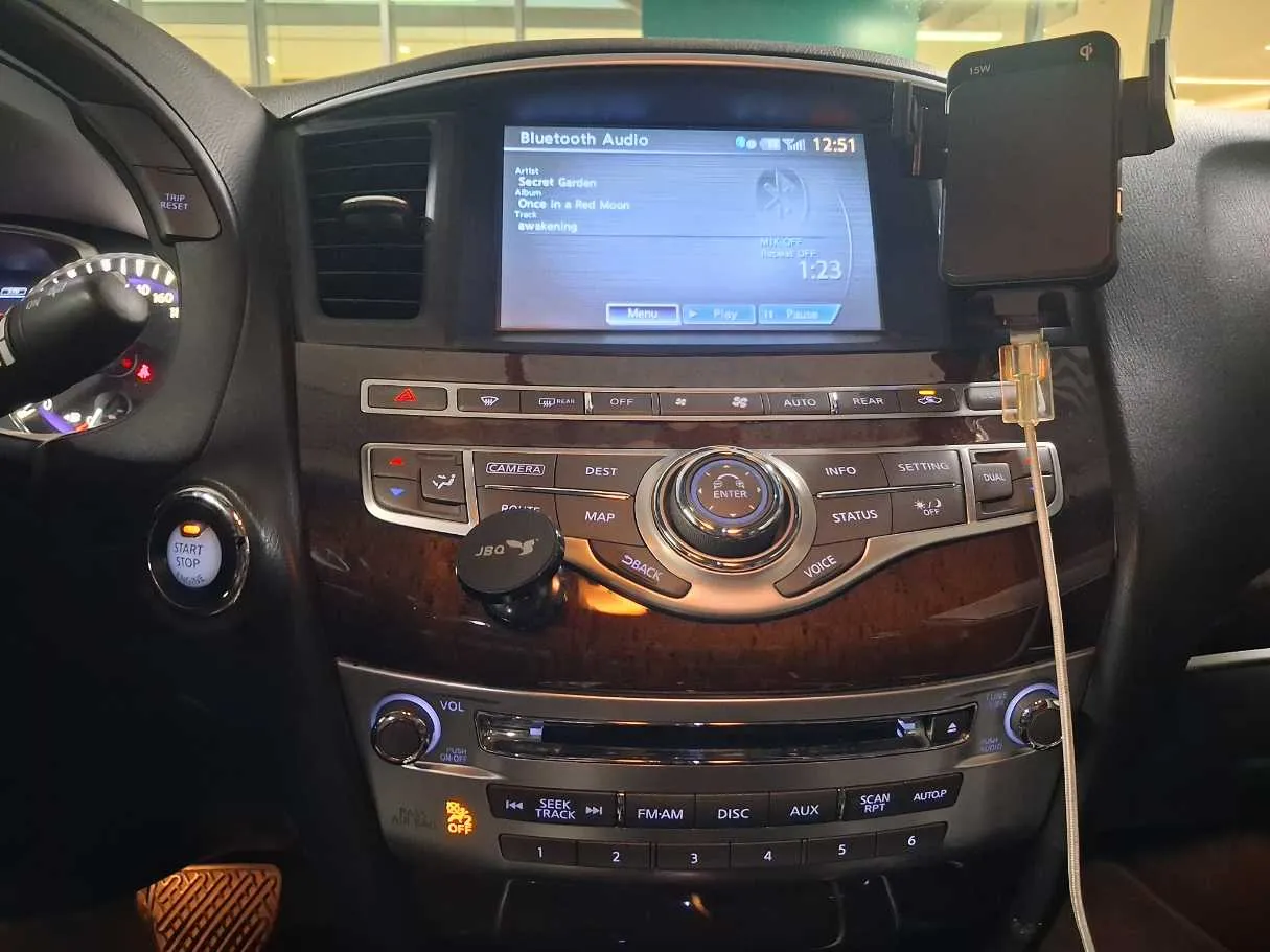 Car image 16