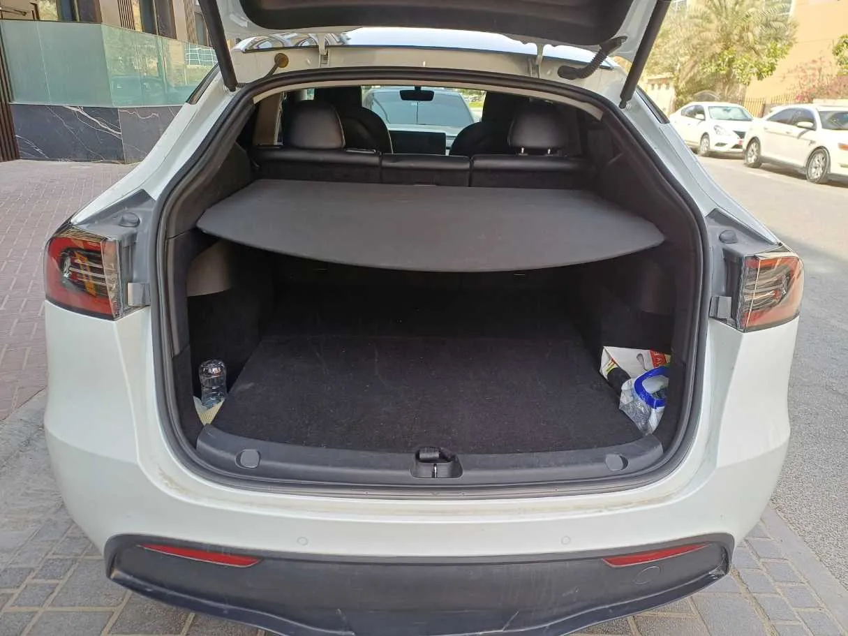 Car image 20