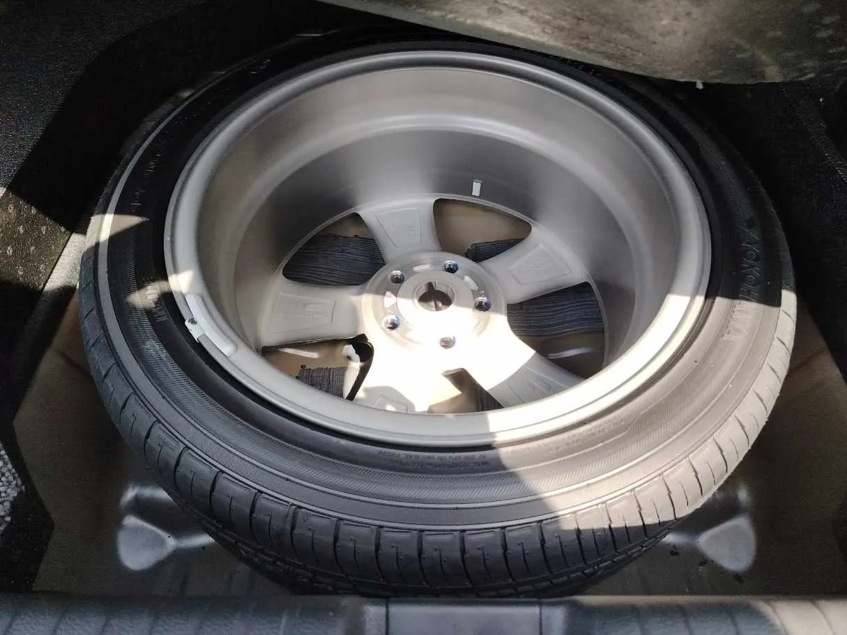Car image 45