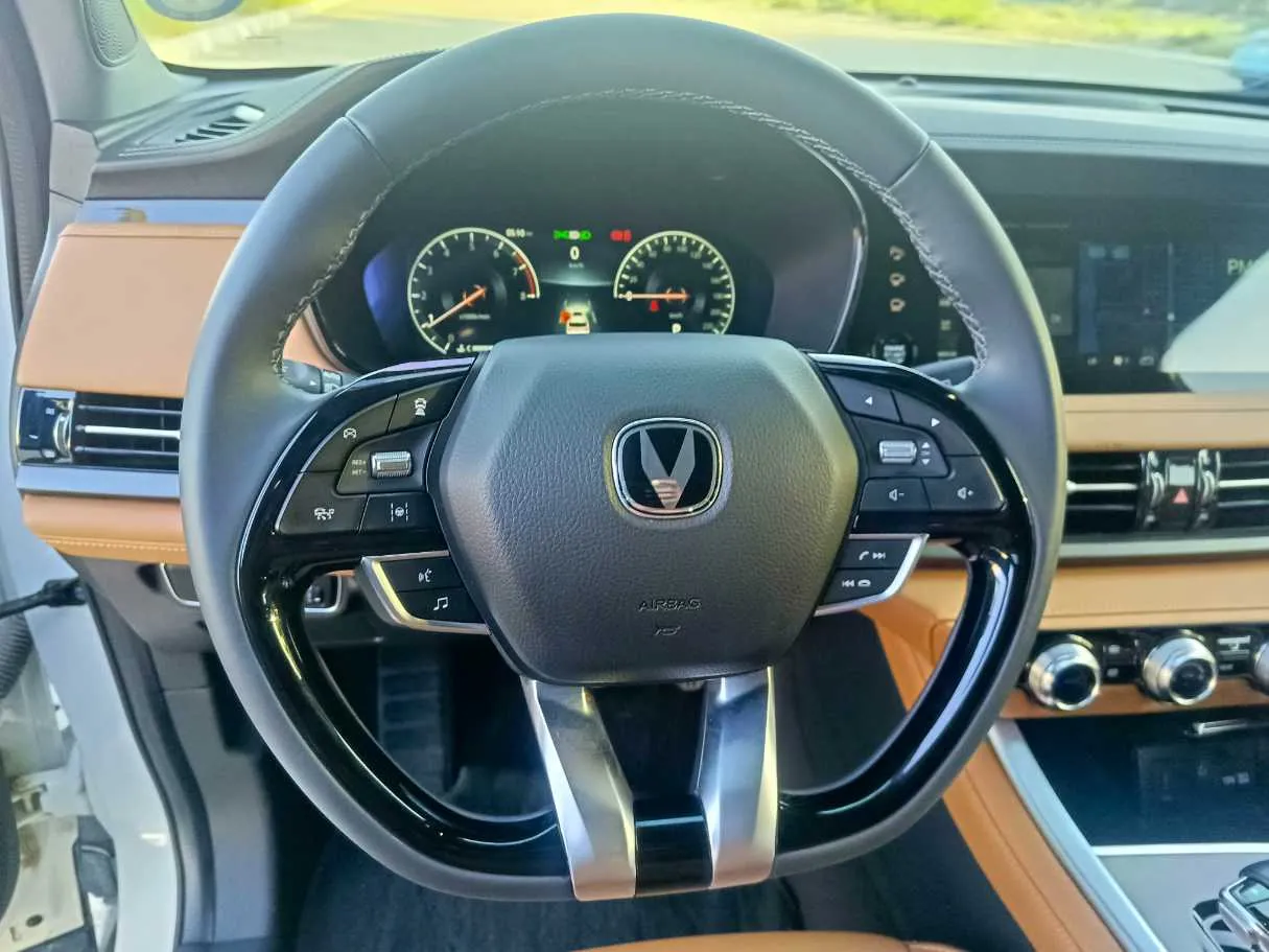 Car image 29
