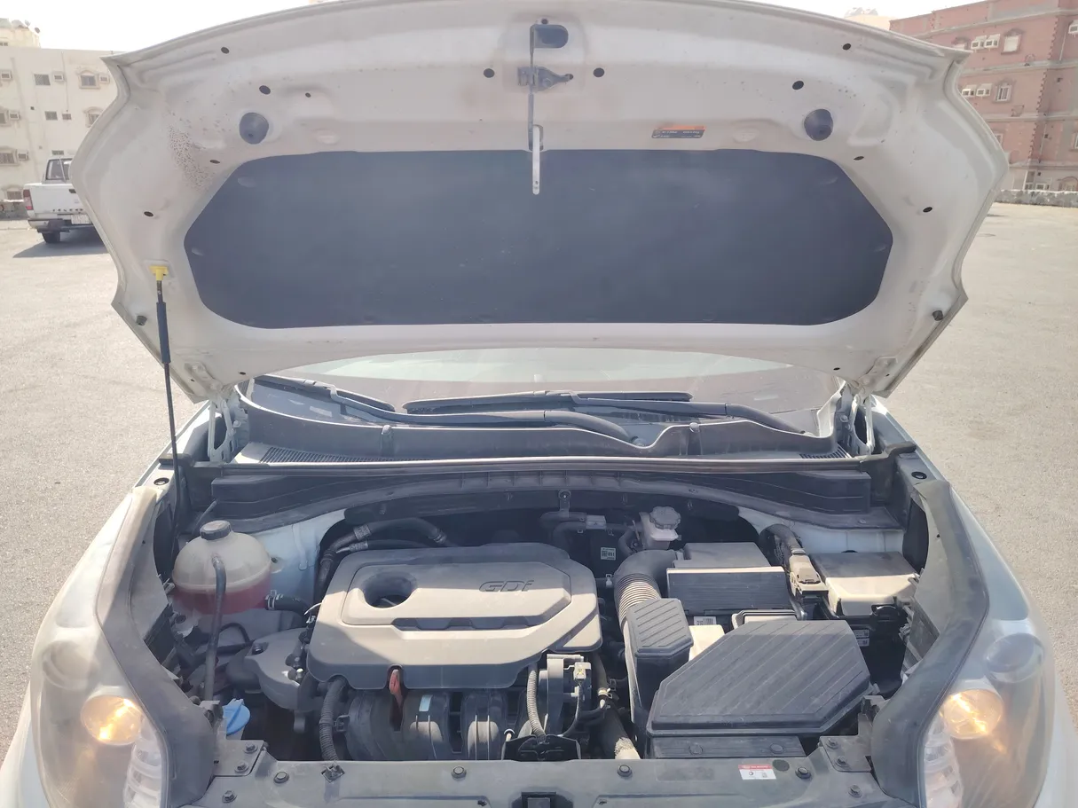 Car image 30