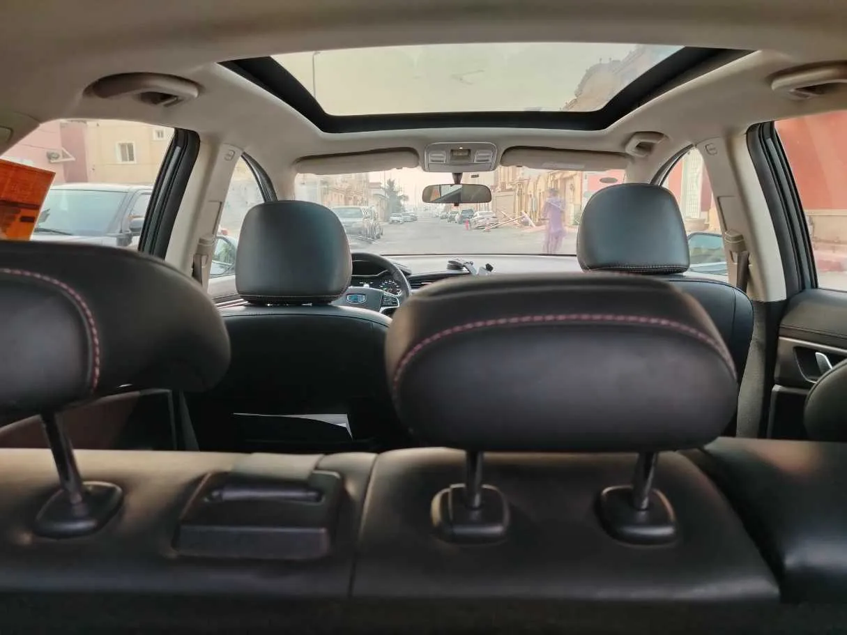 Car image 21