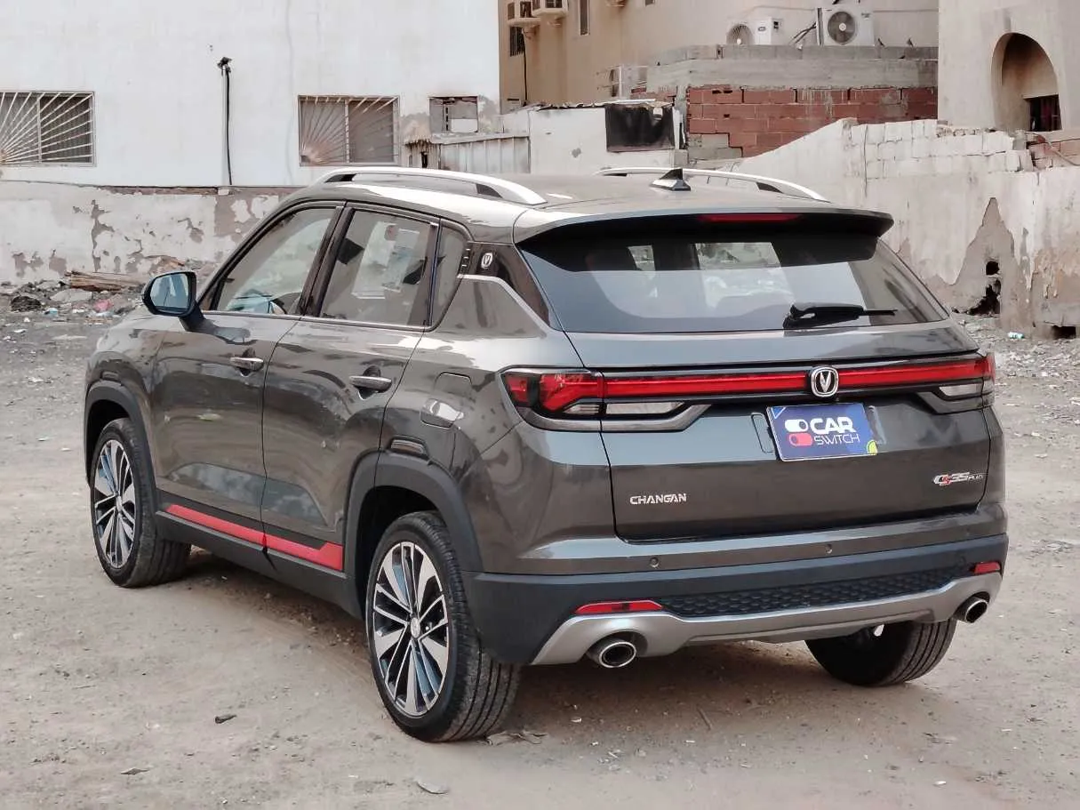 Car image 7