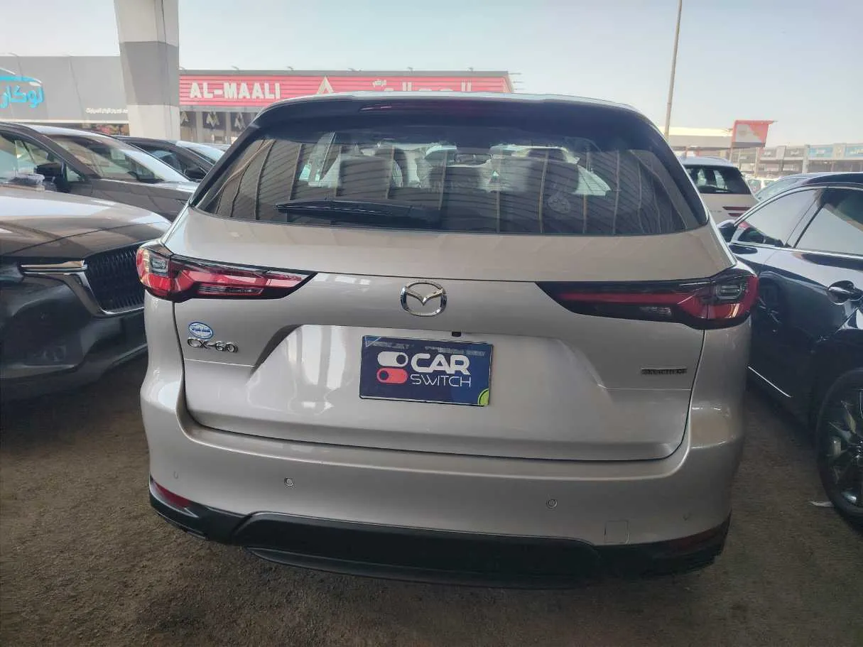 Car image 6