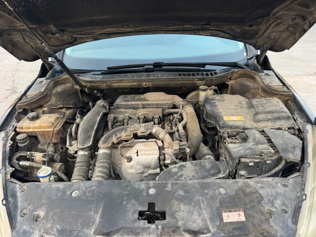 Car image 21