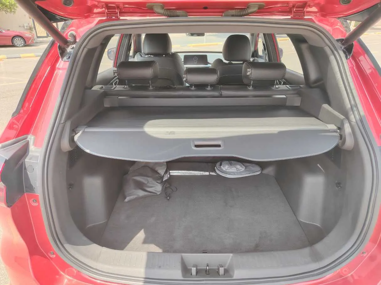Car image 24