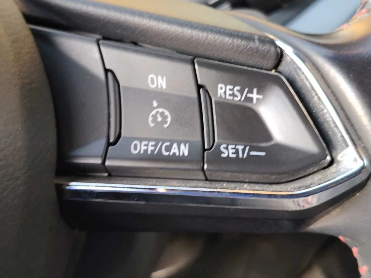 Car image 27