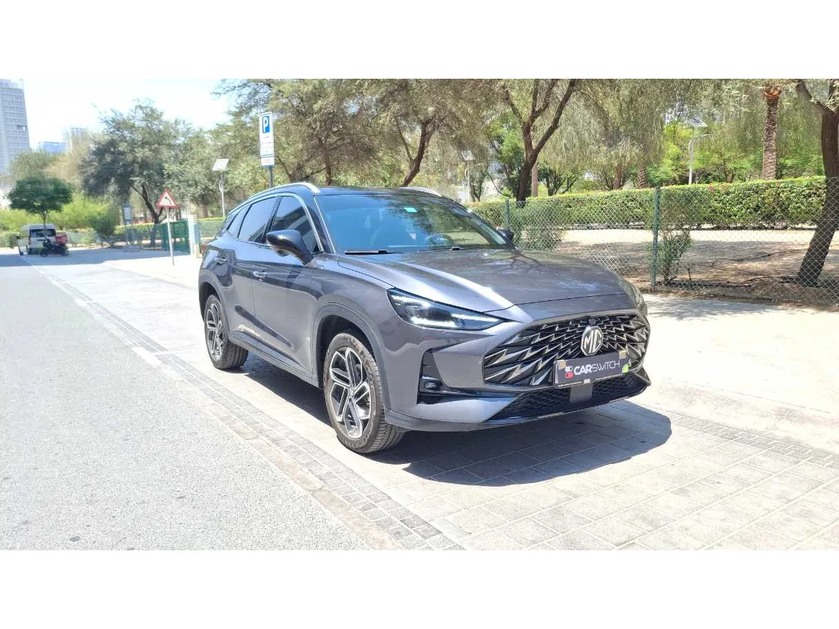 Car image 3