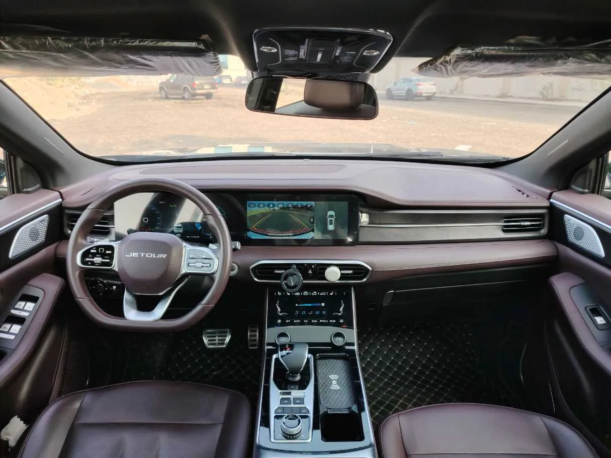 Car image 20