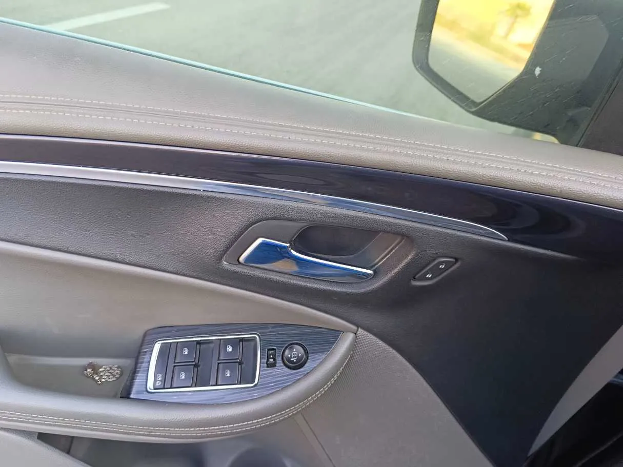 Car image 31