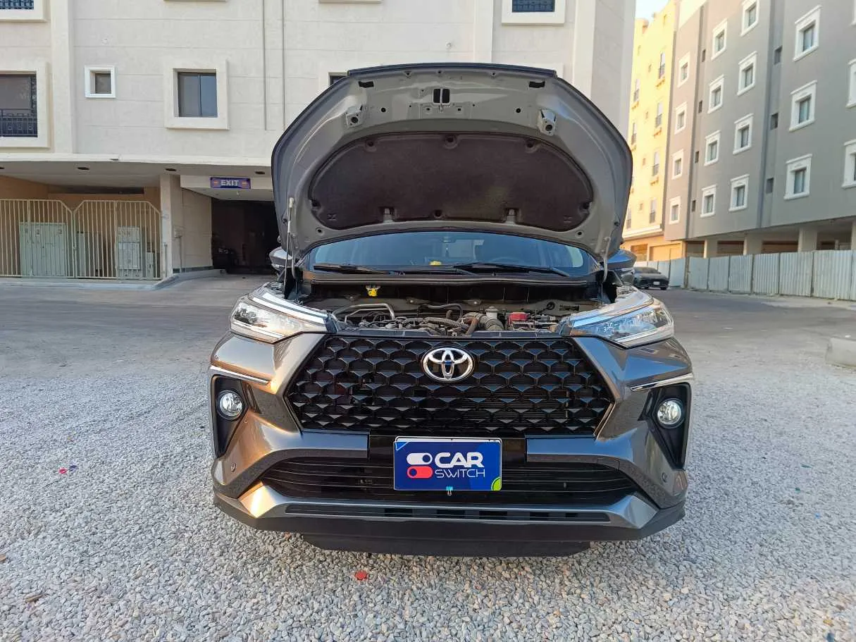 Car image 33