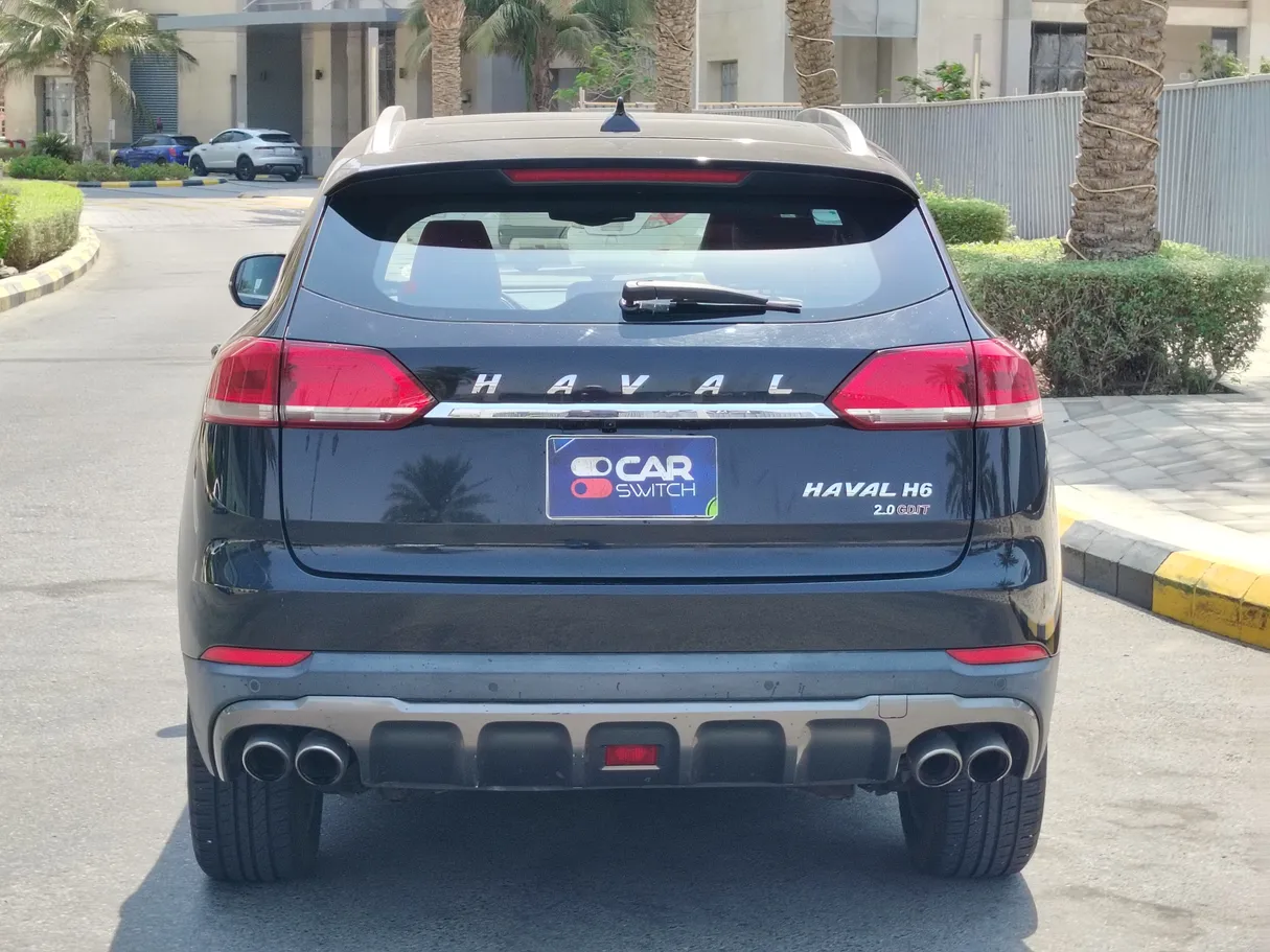 Car image 6