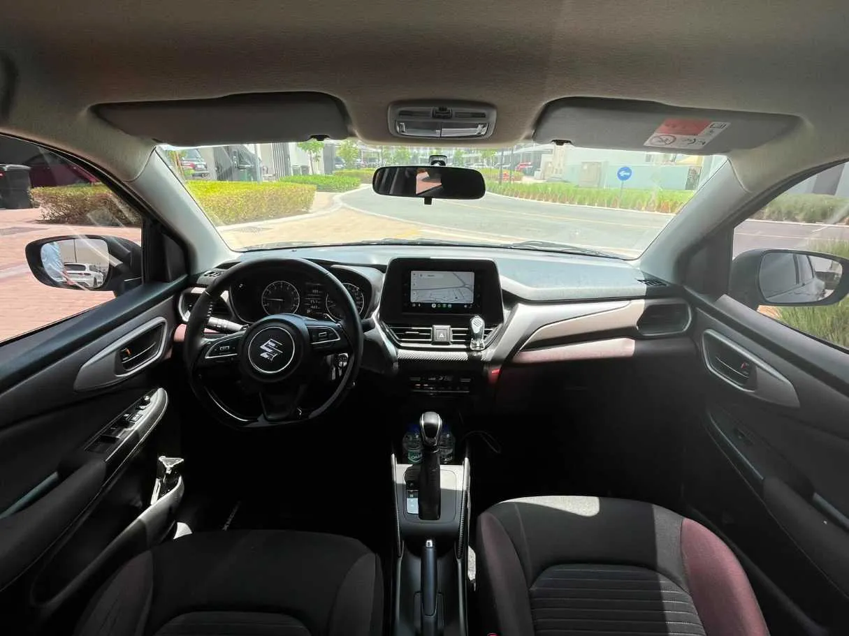 Car image 13