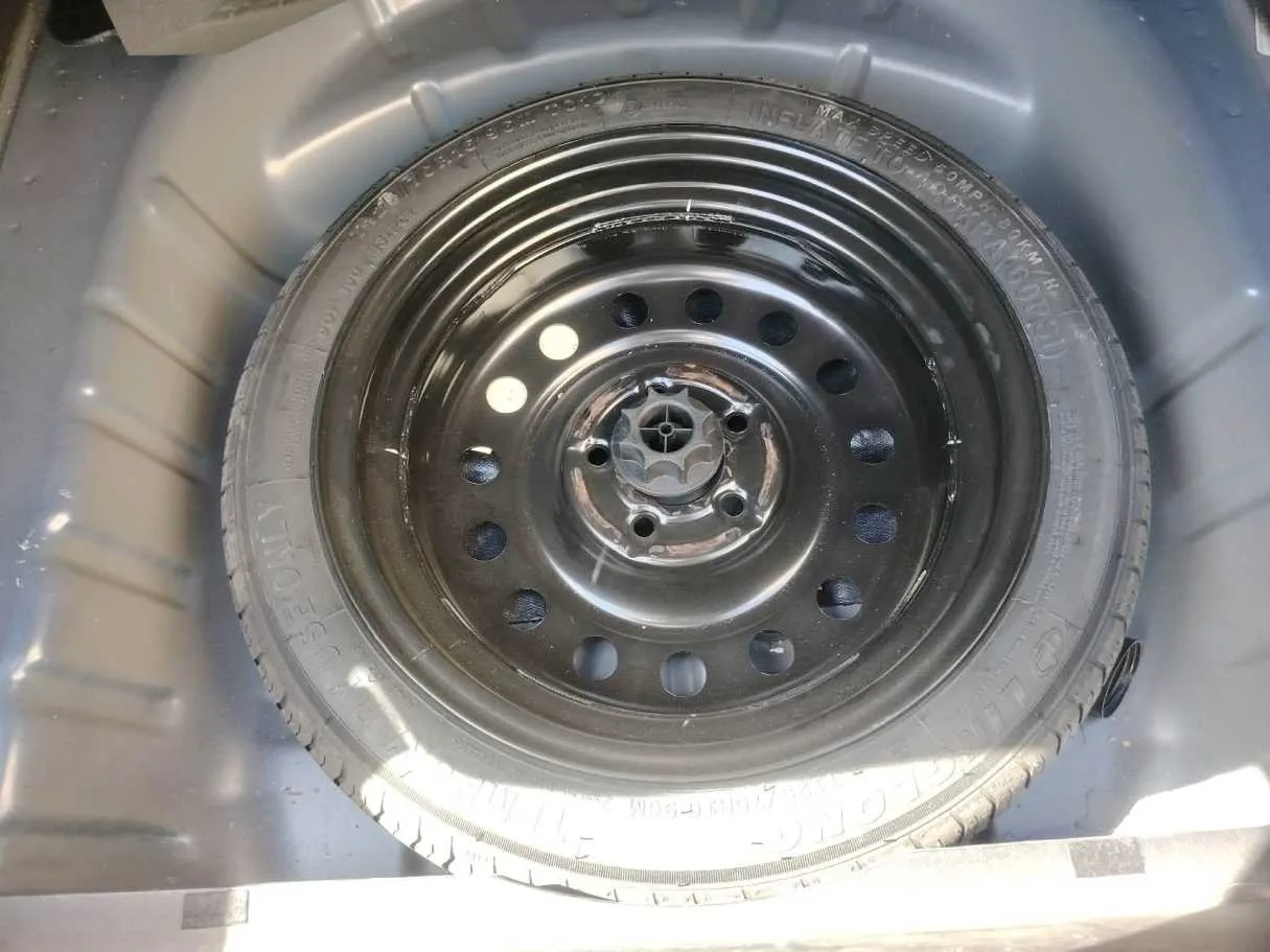 Car image 41