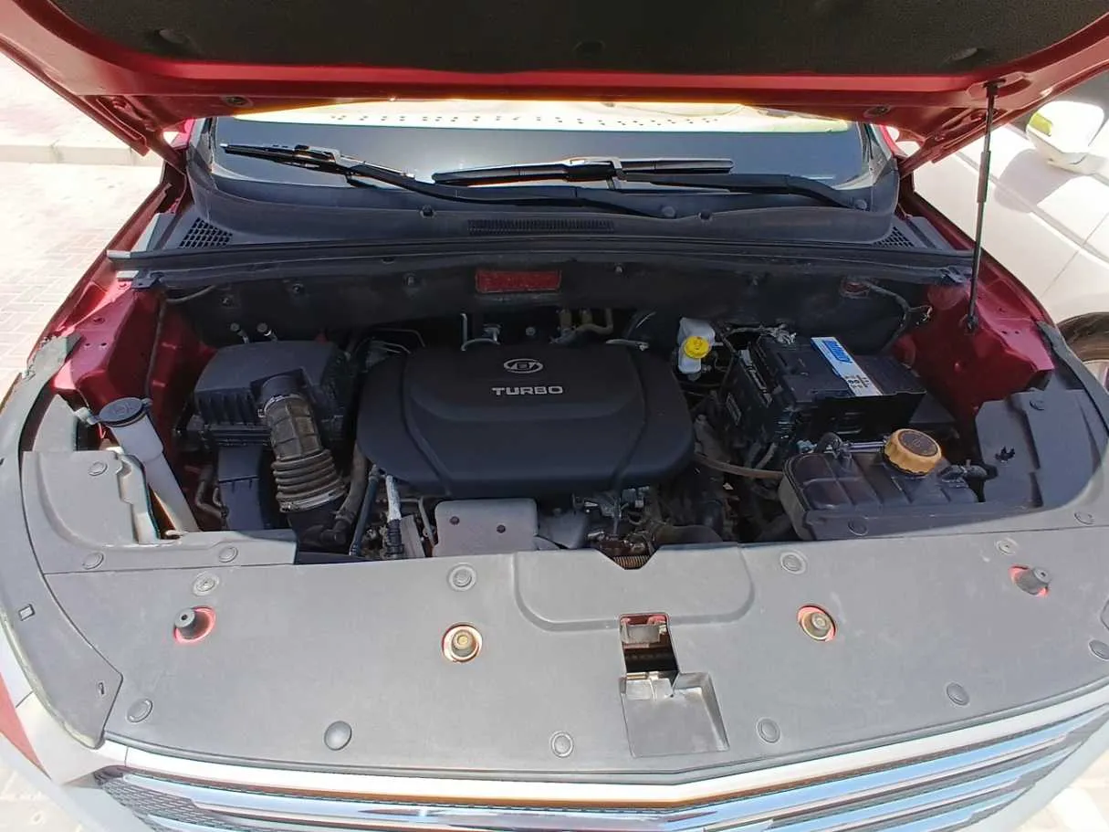 Car image 19