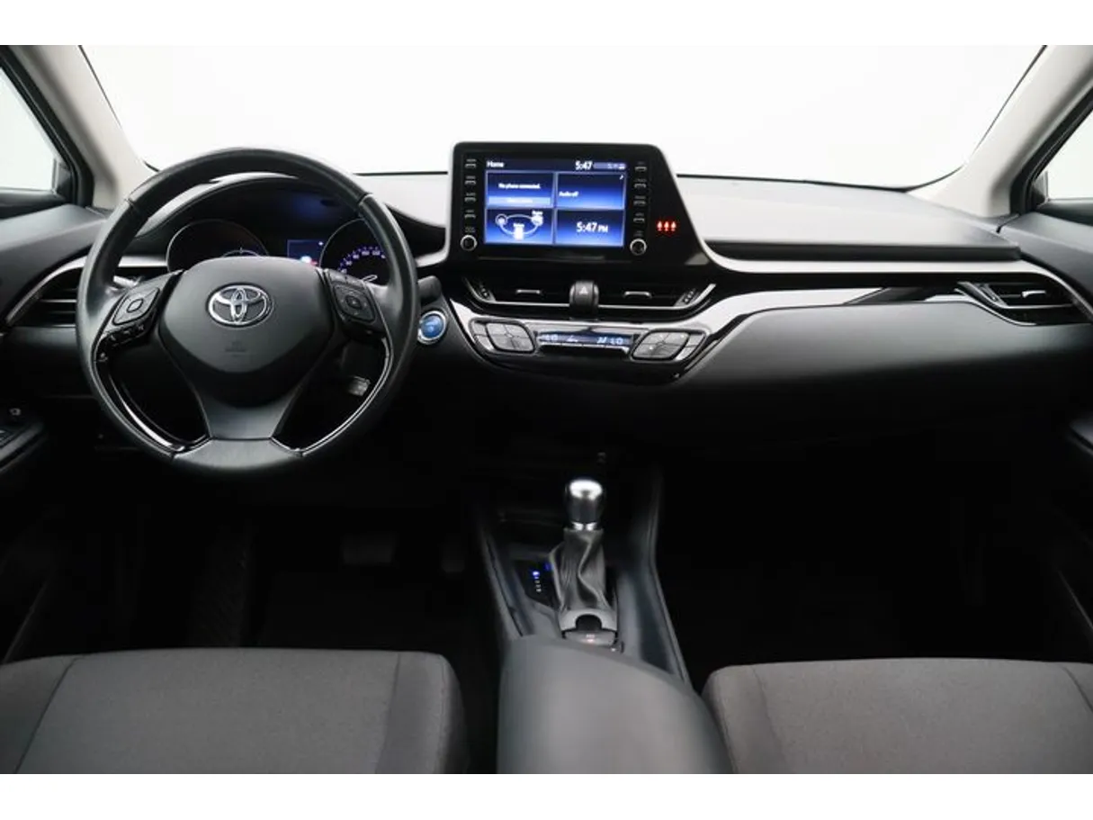 Car image 14