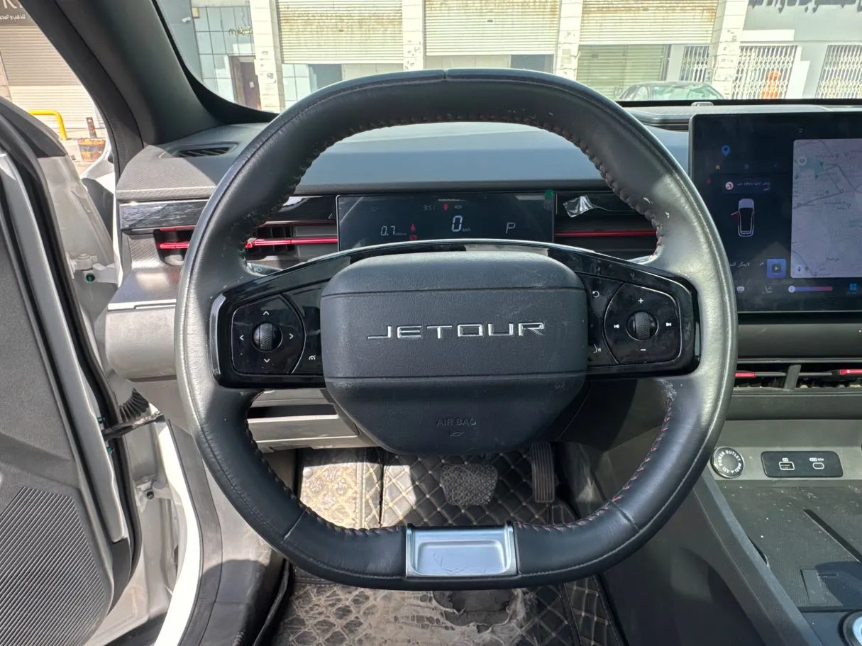 Car image 17