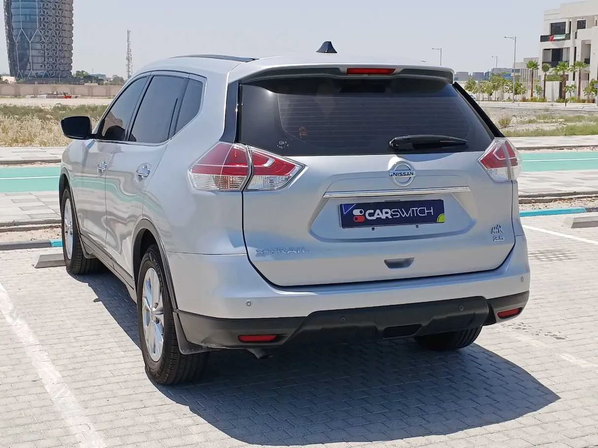 Car image 5