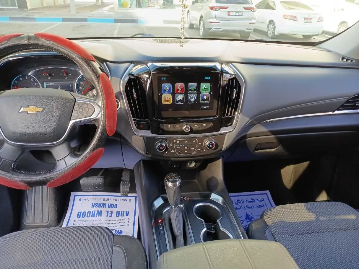 Car image 16