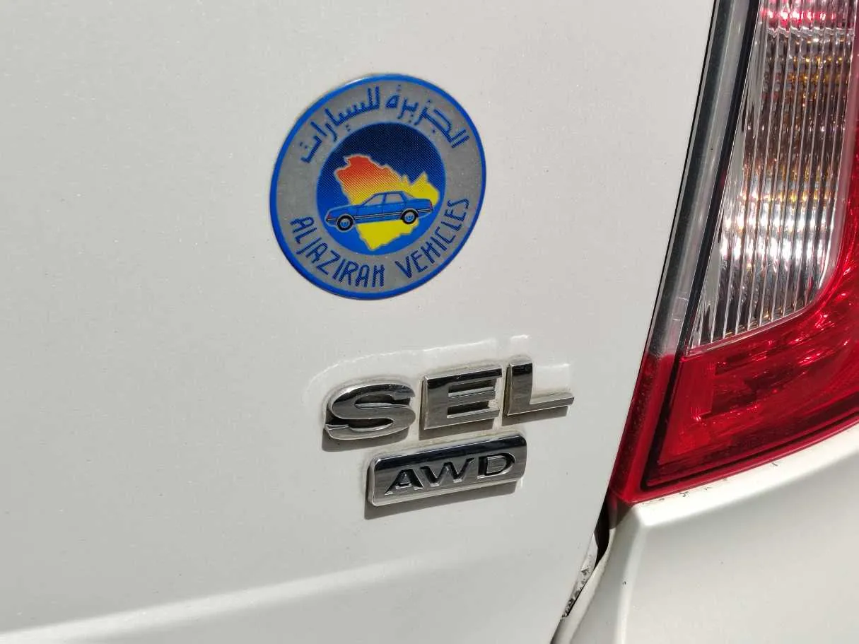 Car image 27