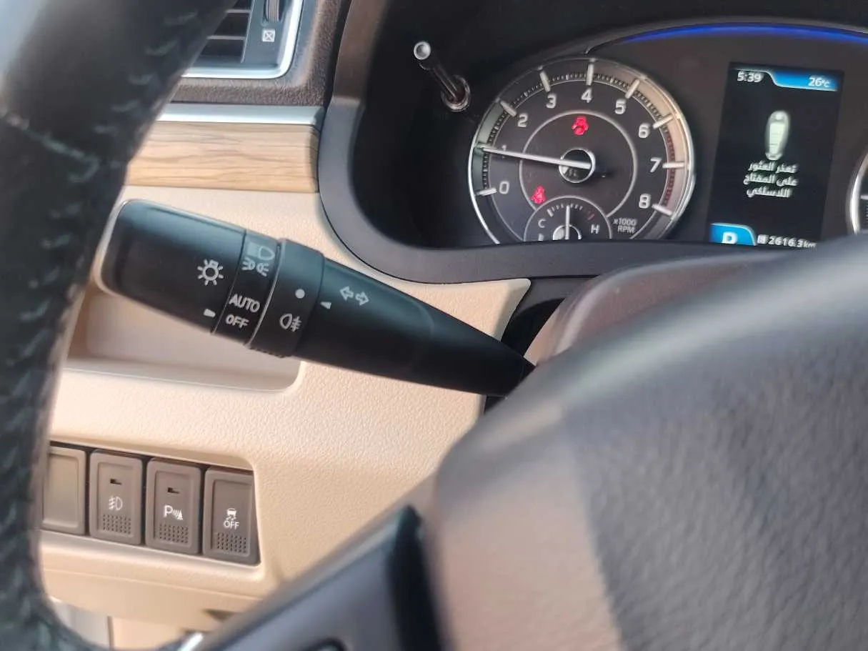 Car image 20