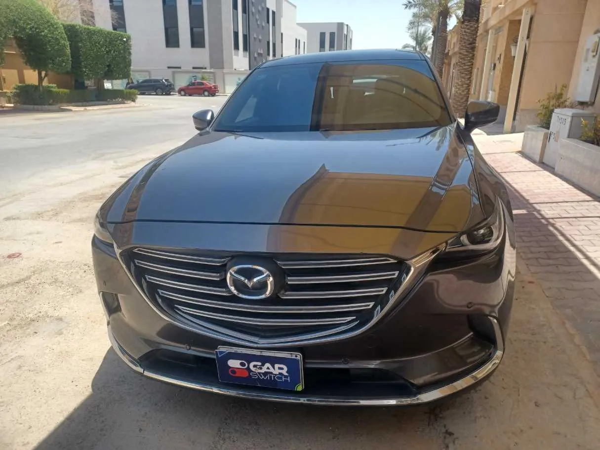 Car image 2