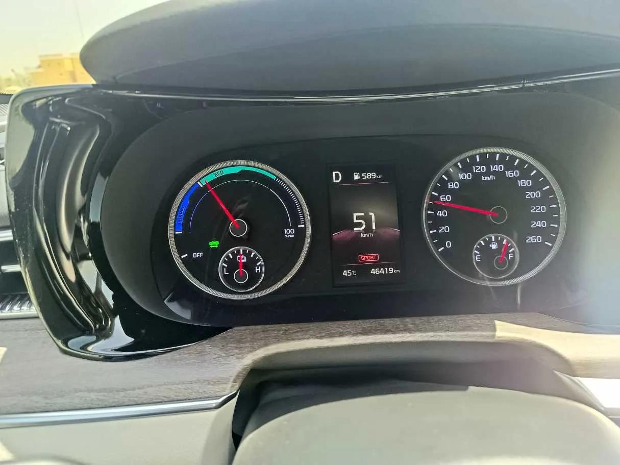 Car image 29