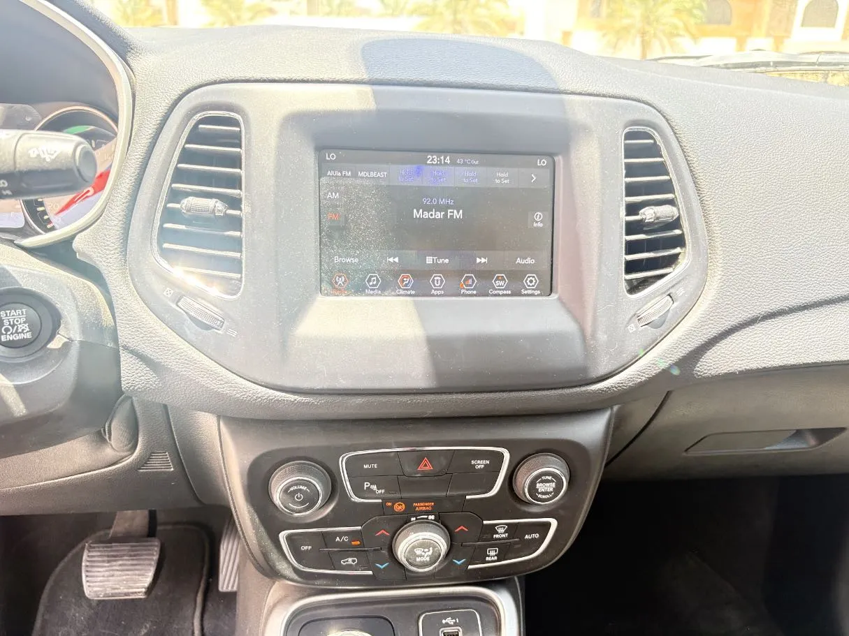 Car image 22