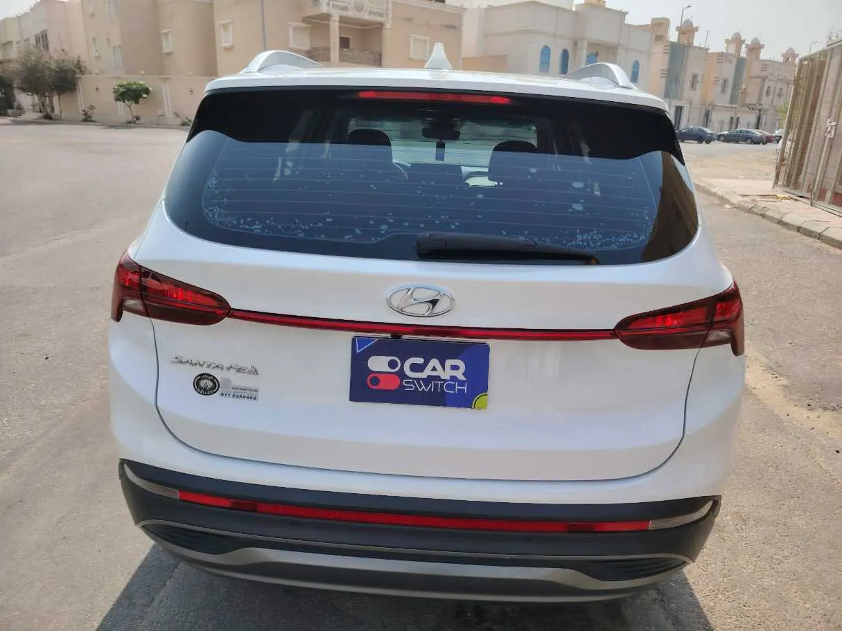 Car image 6