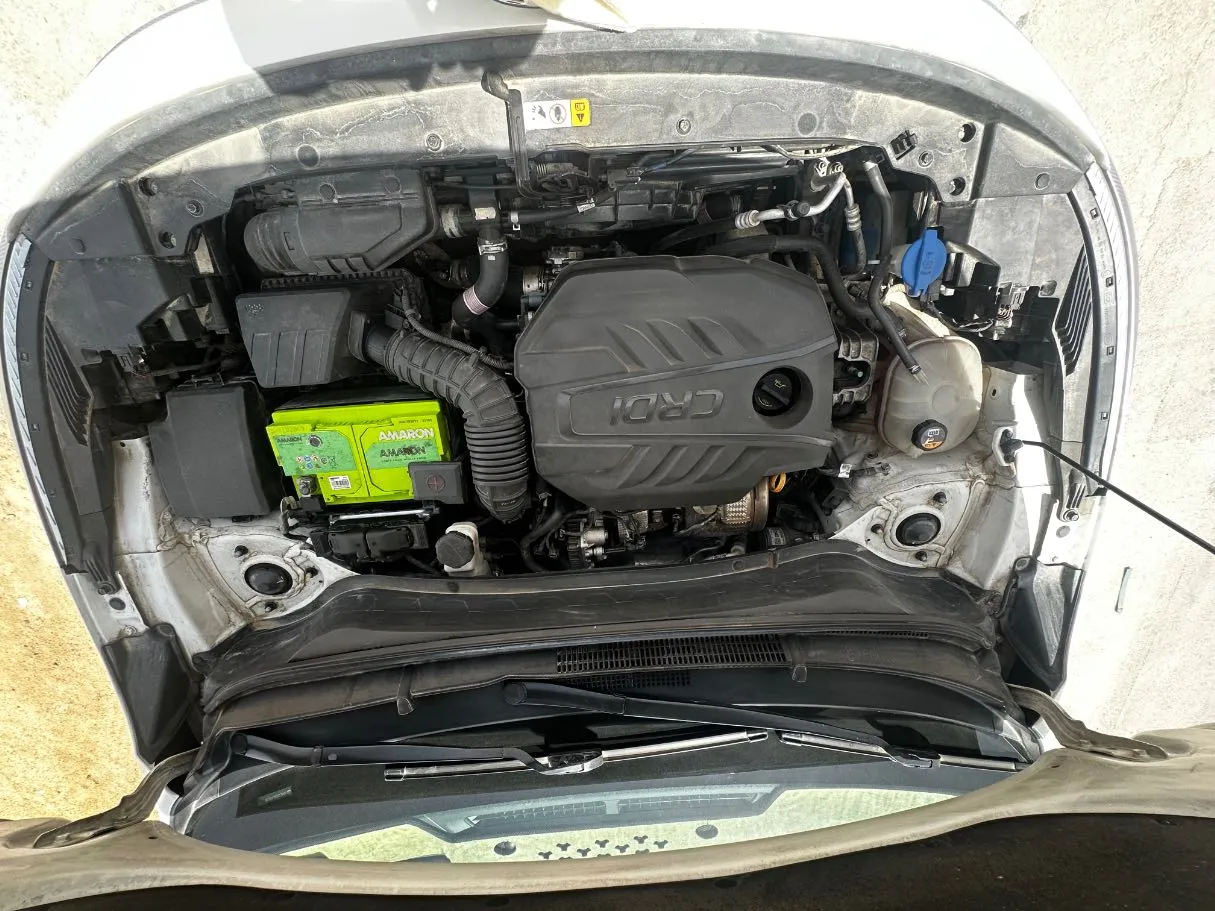 Car image 29