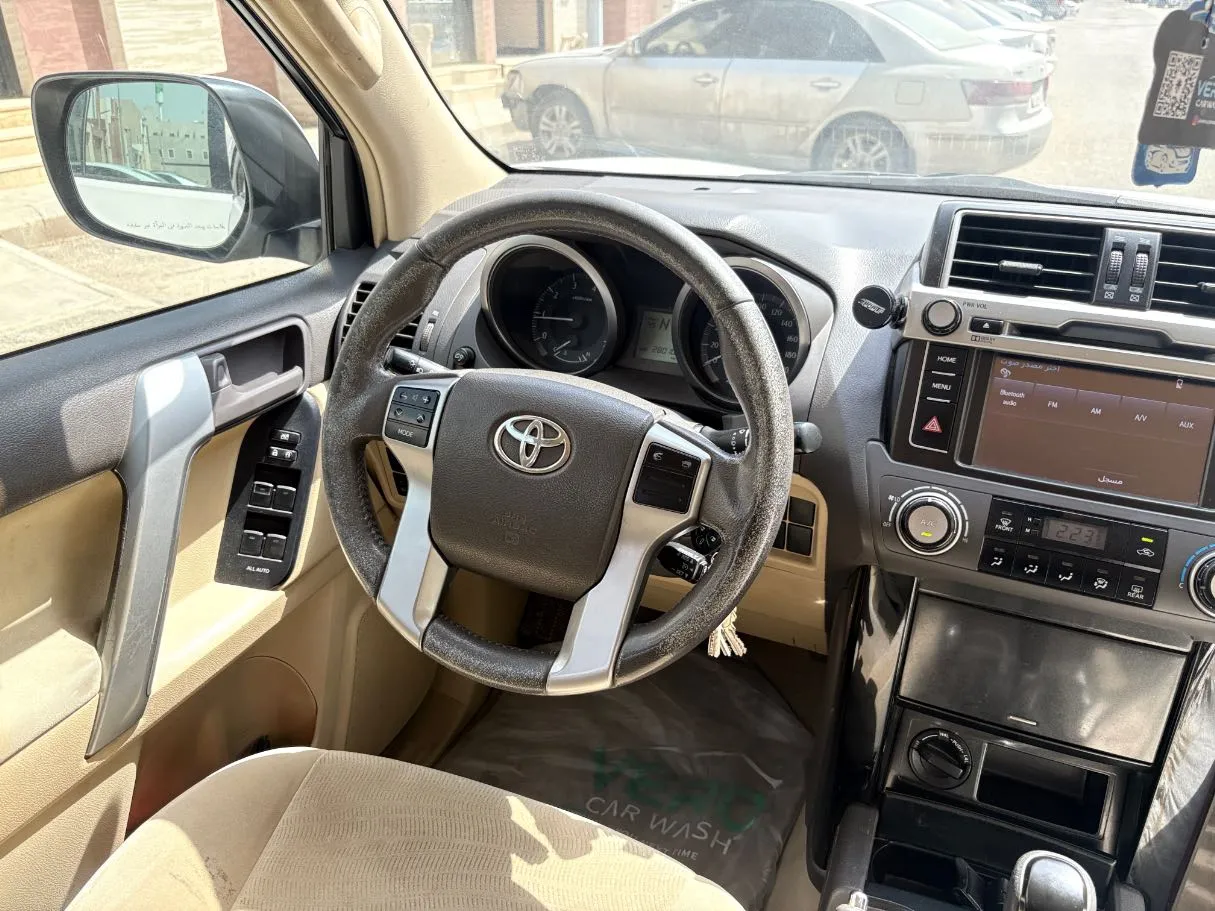 Car image 21