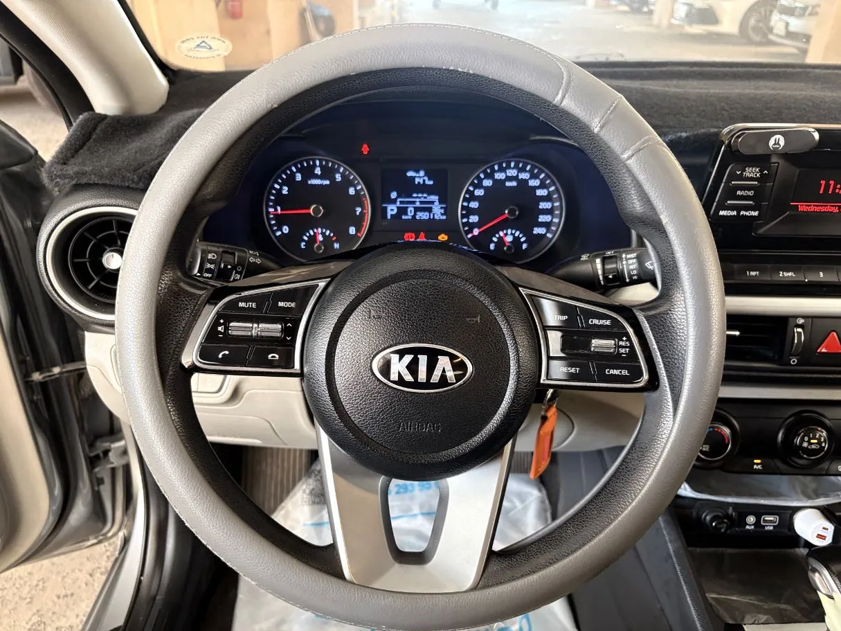 Car image 22