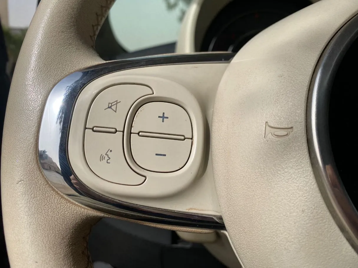 Car image 21