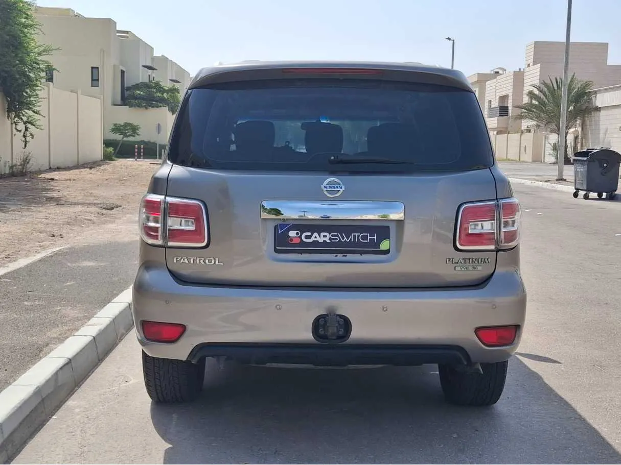 Car image 6