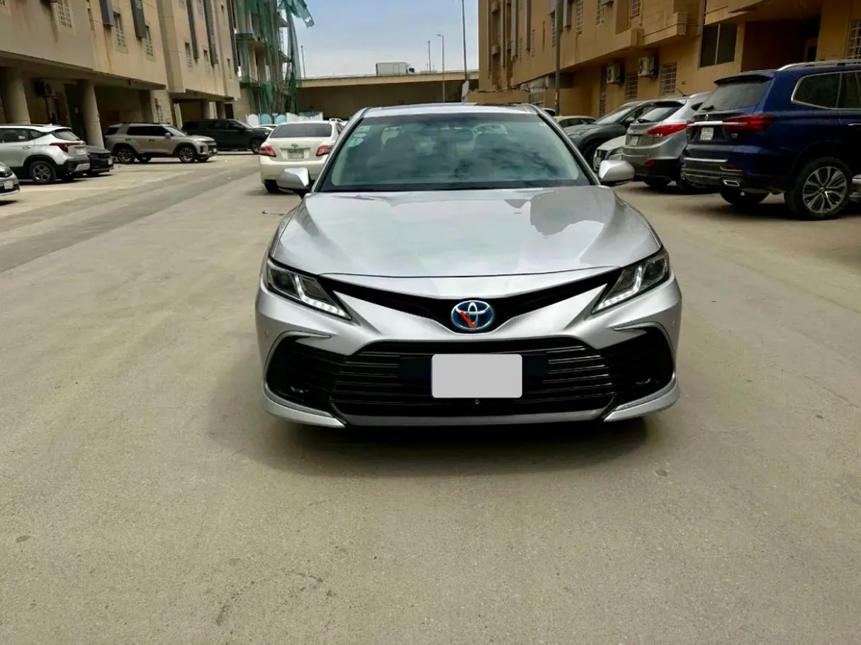 Car image 2