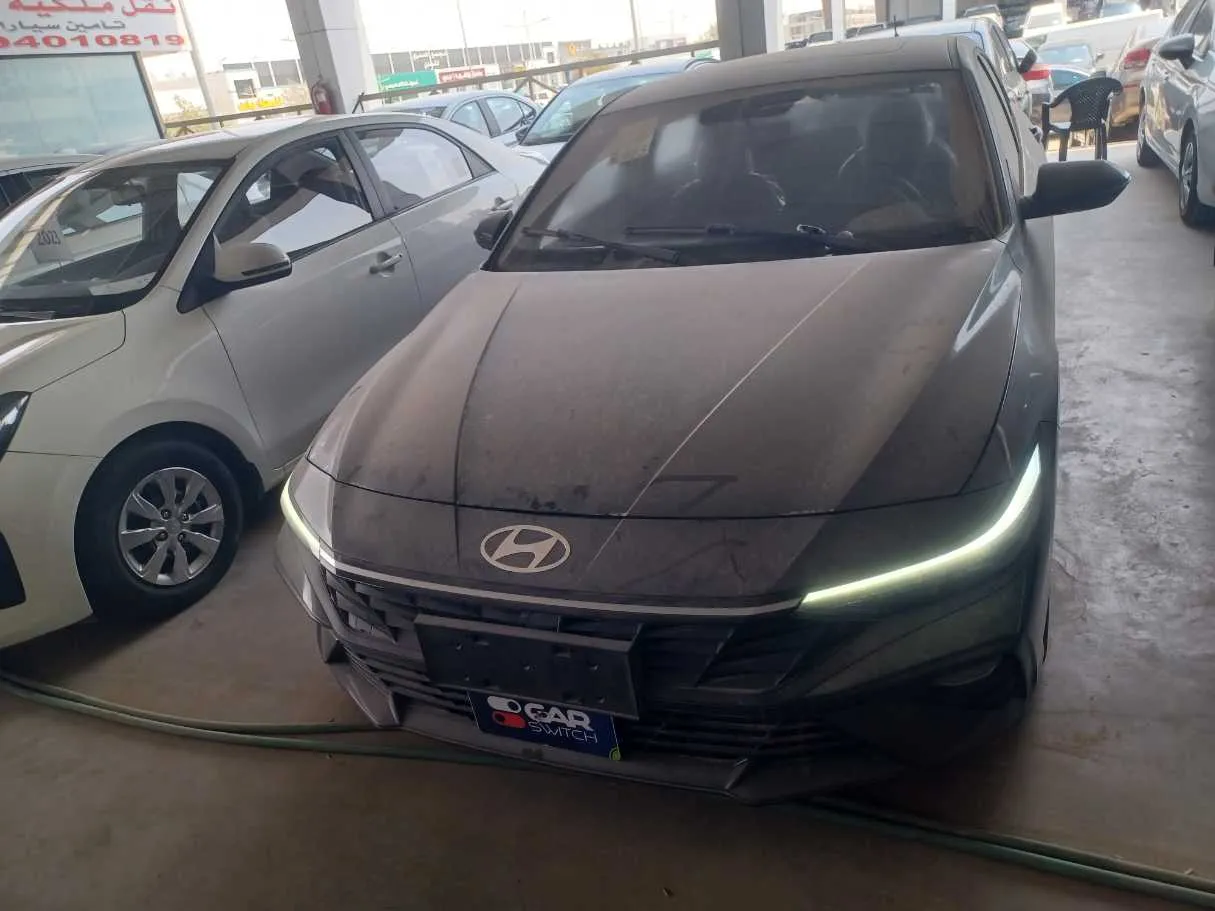 Car image 2