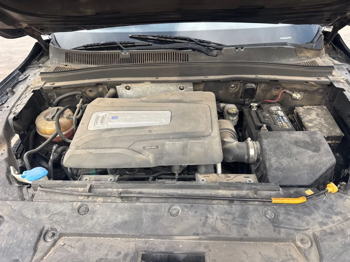 Car image 21