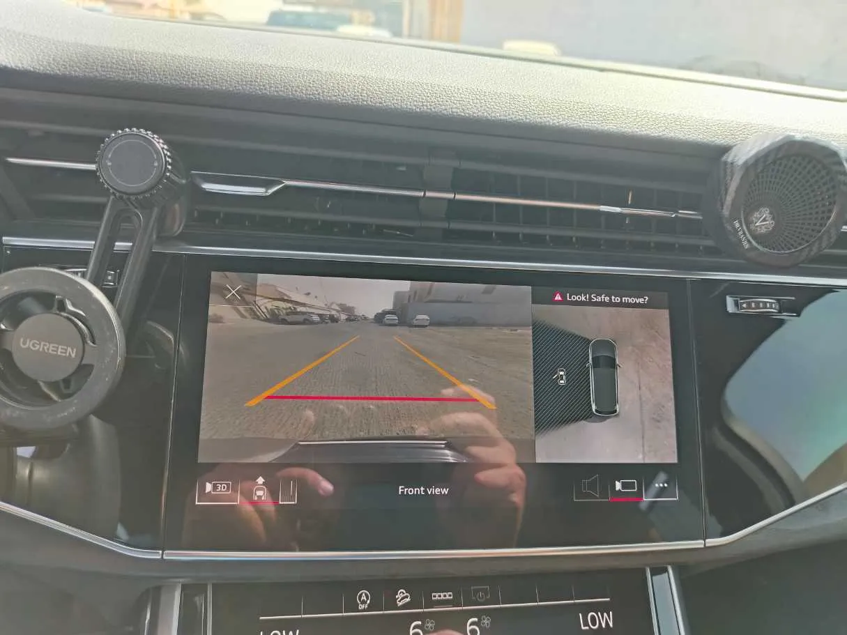 Car image 40
