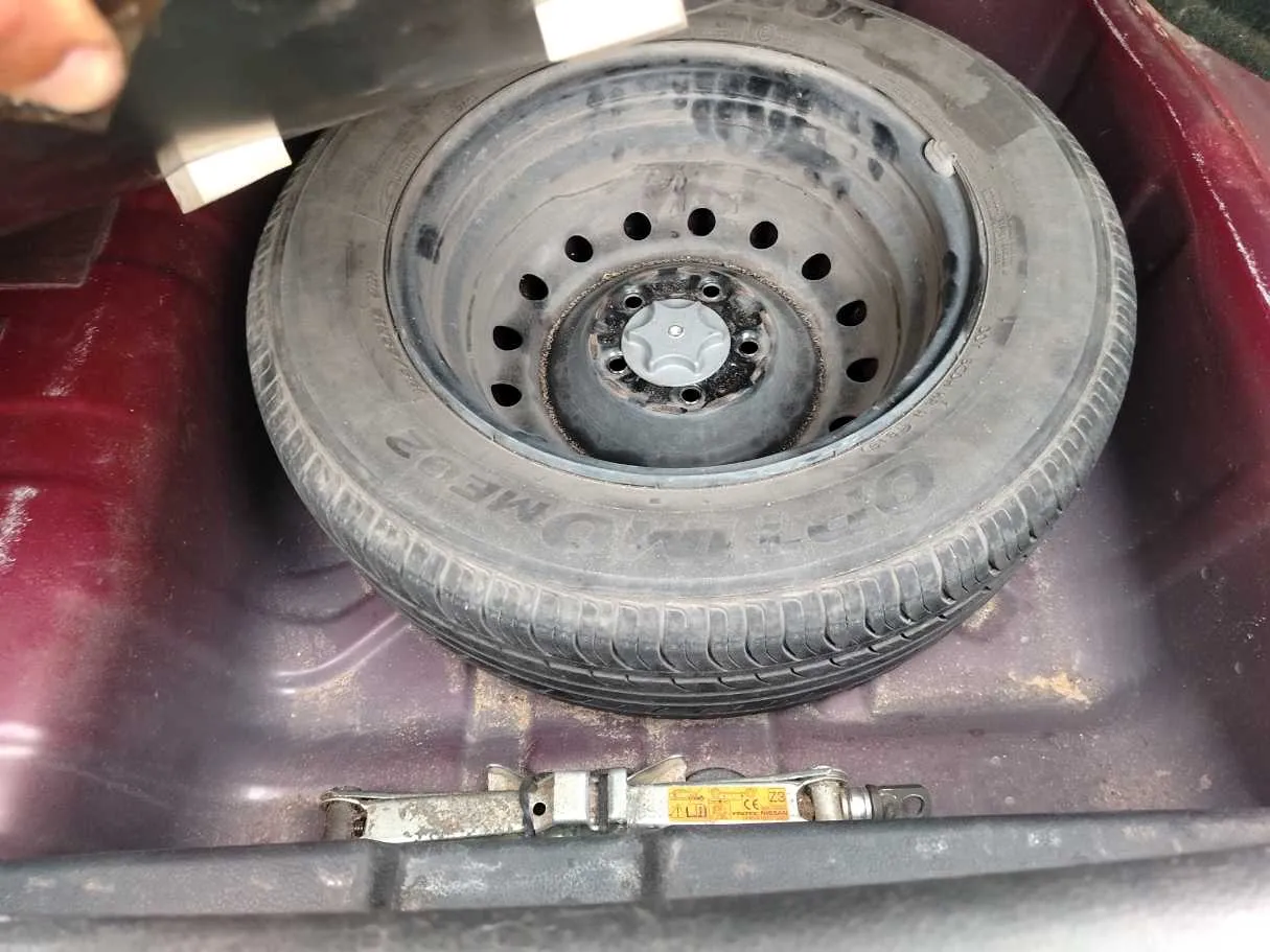 Car image 39