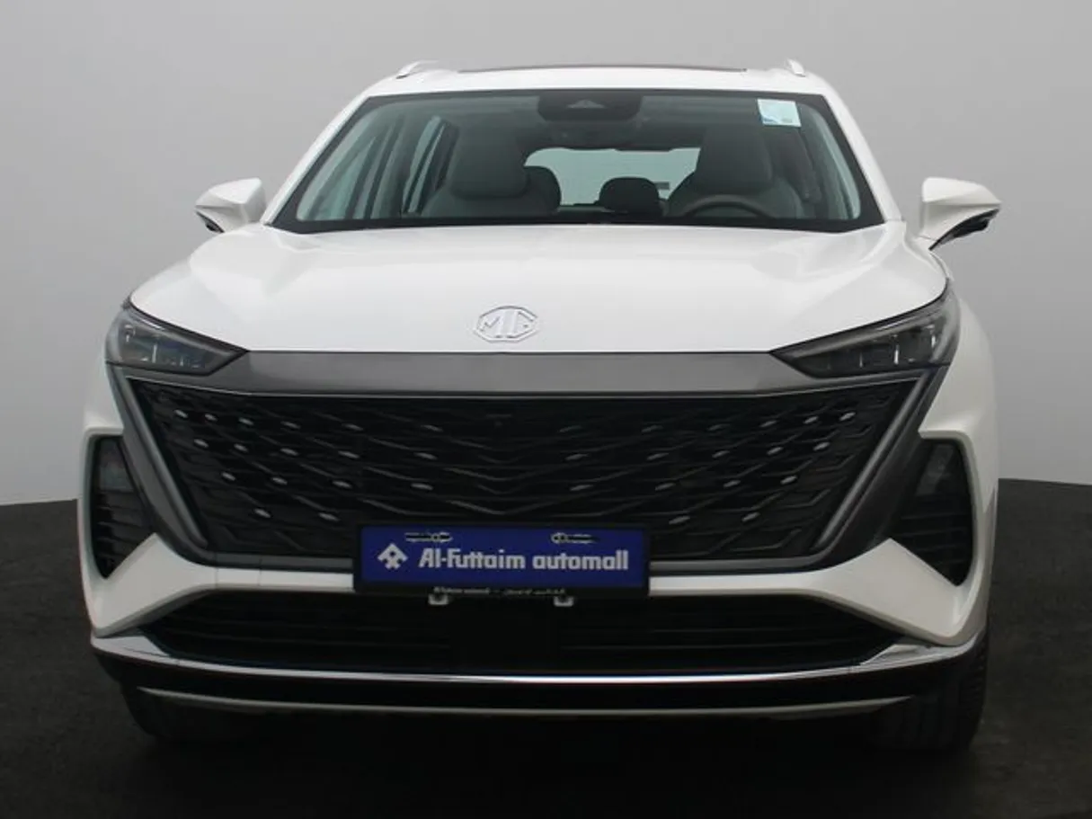 Car image 11