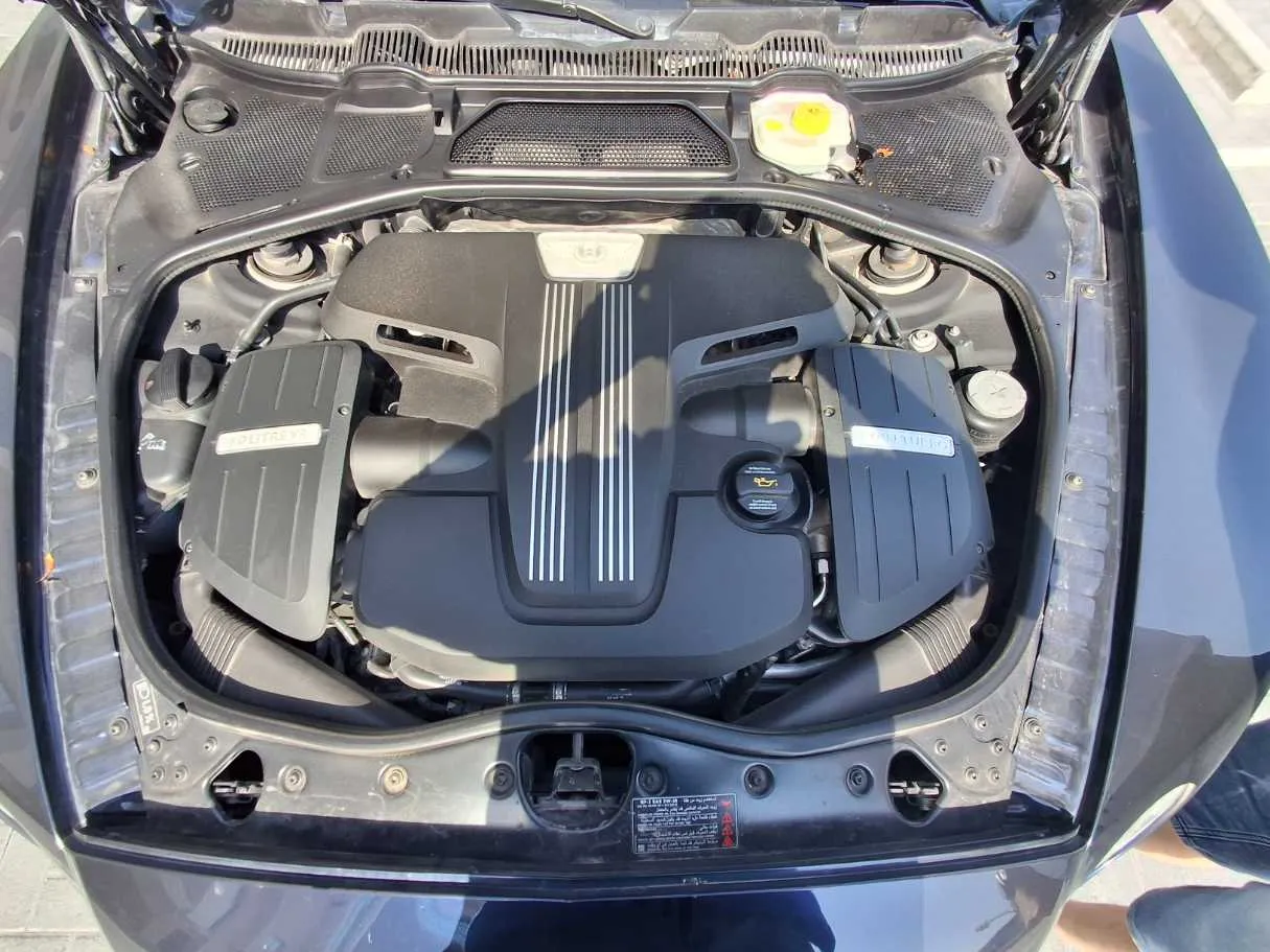 Car image 22