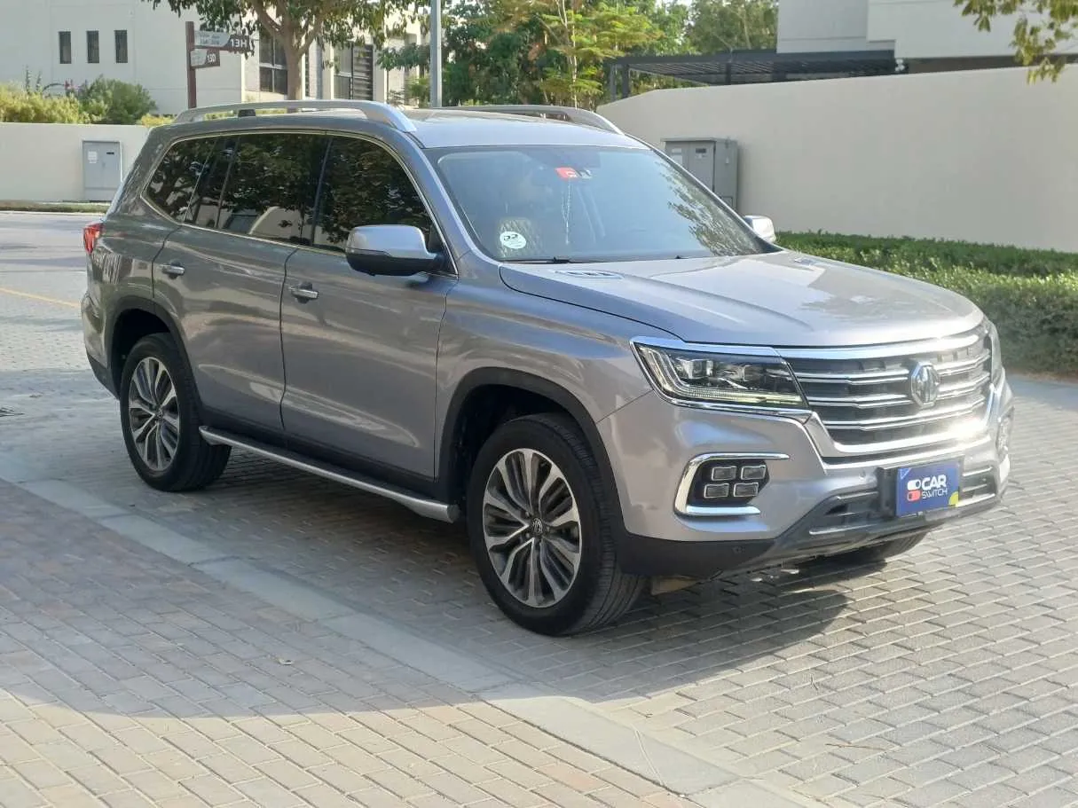 Car image 3
