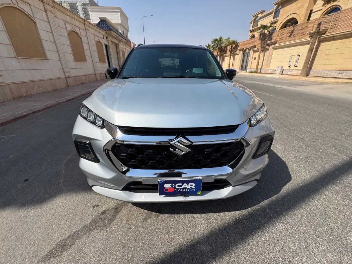 Car image 2