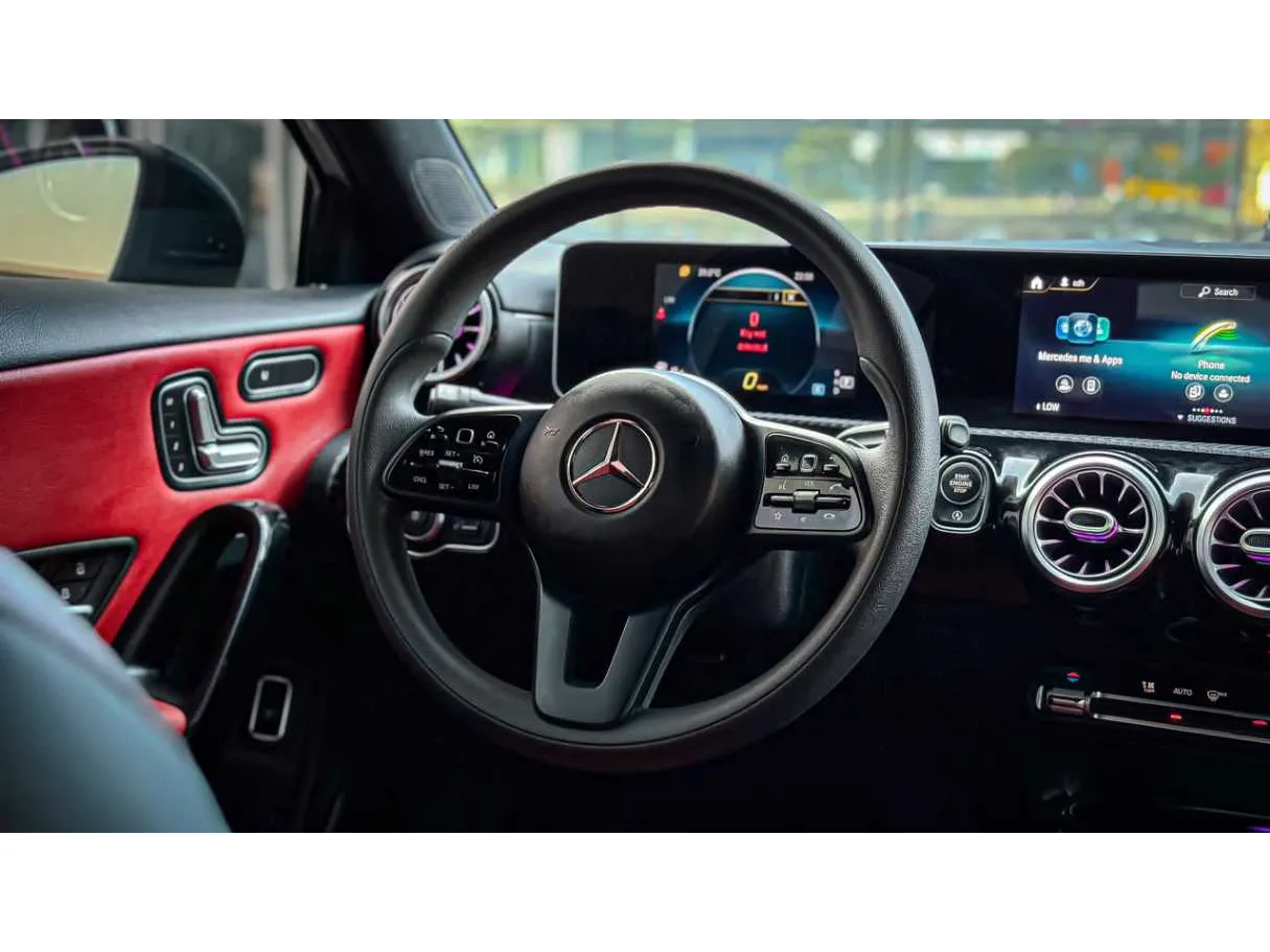 Car image 21