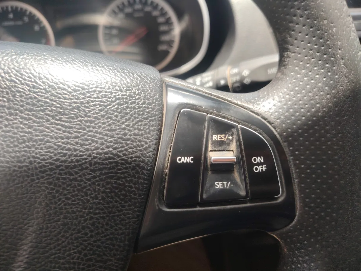 Car image 27