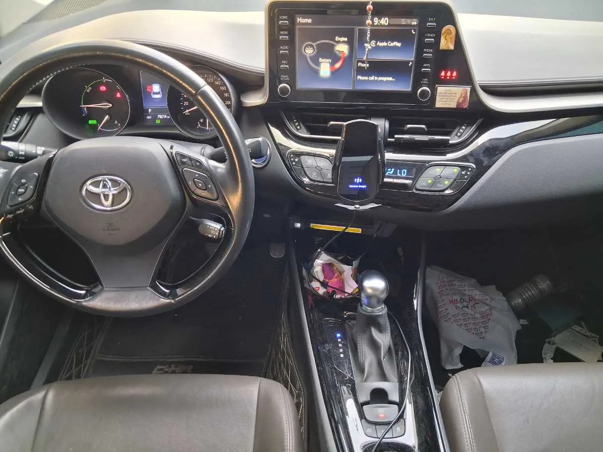 Car image 17