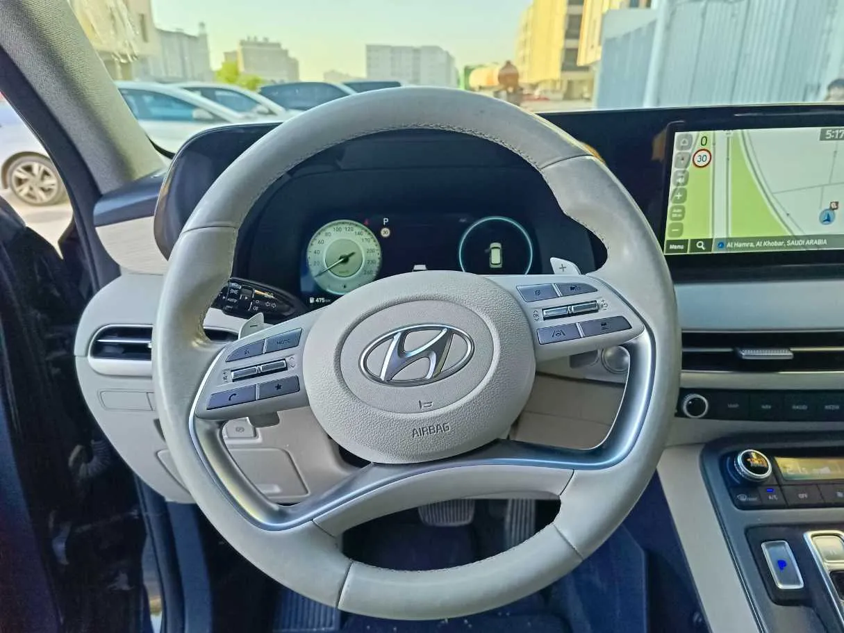Car image 29