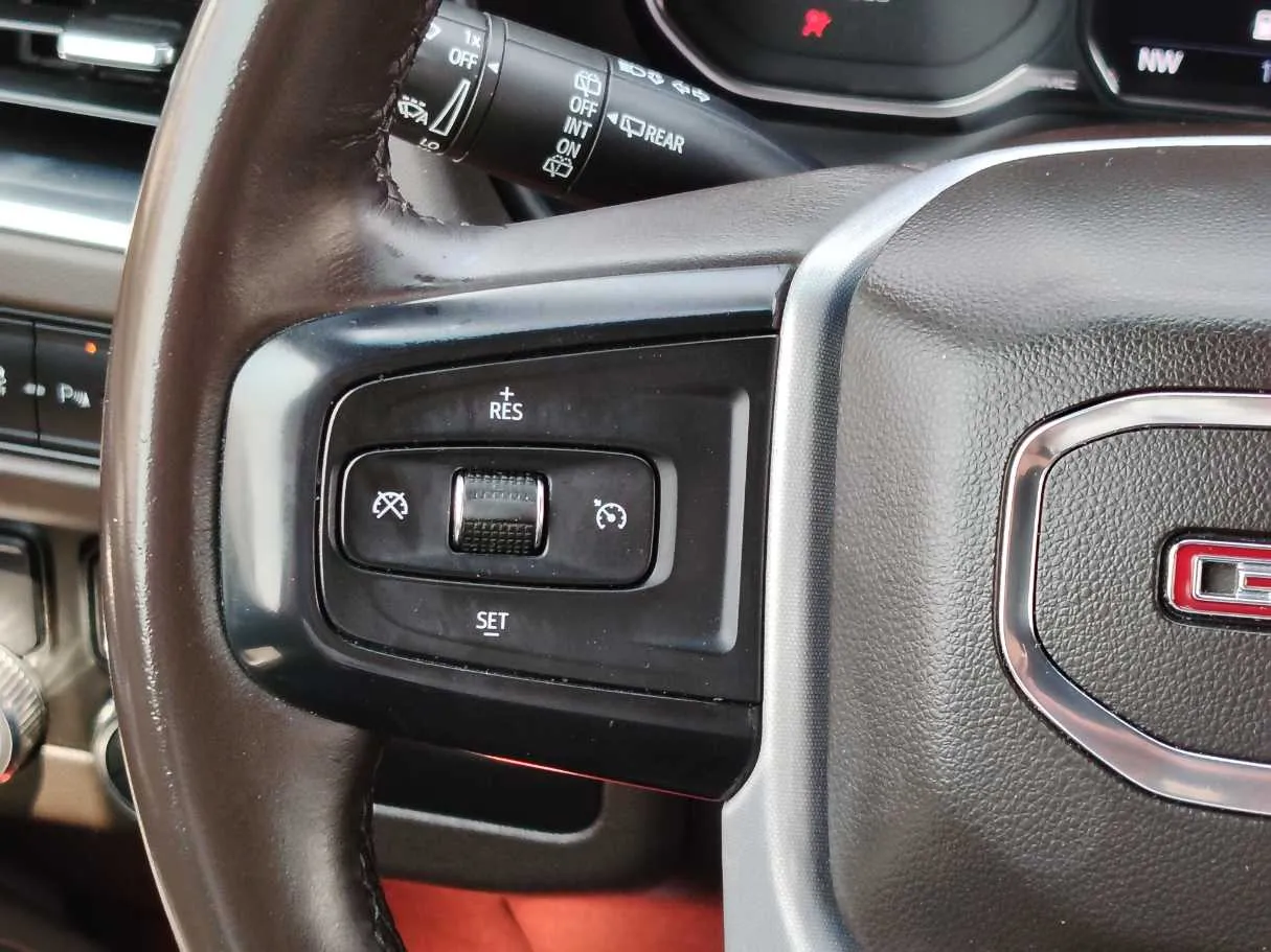 Car image 27