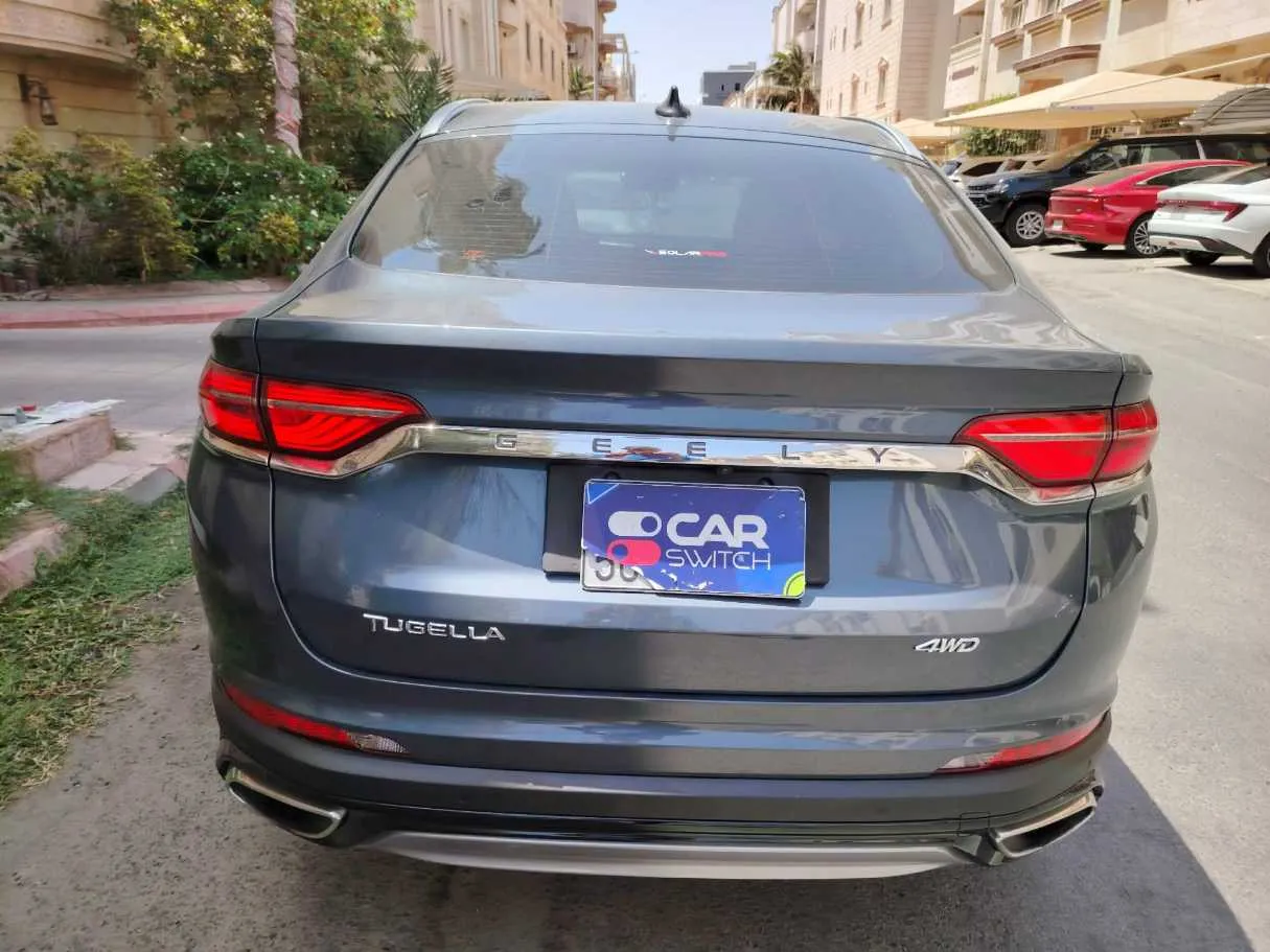 Car image 6